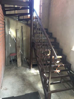 Металлокаркас лестницы 2